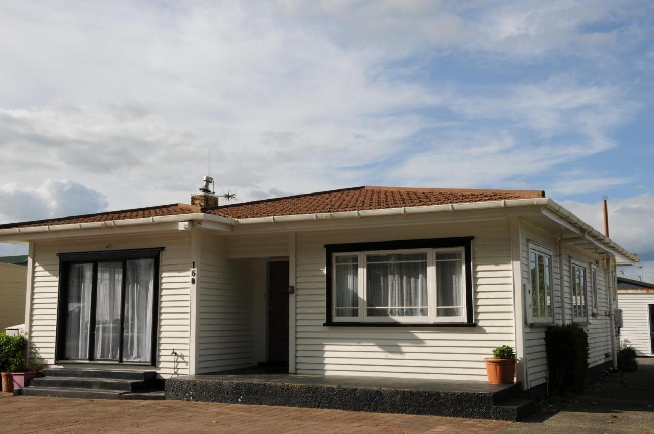 Nights On Broadway - The House Hotel Matamata Buitenkant foto